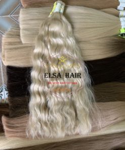 The Best Wavy Hair Extensions 13