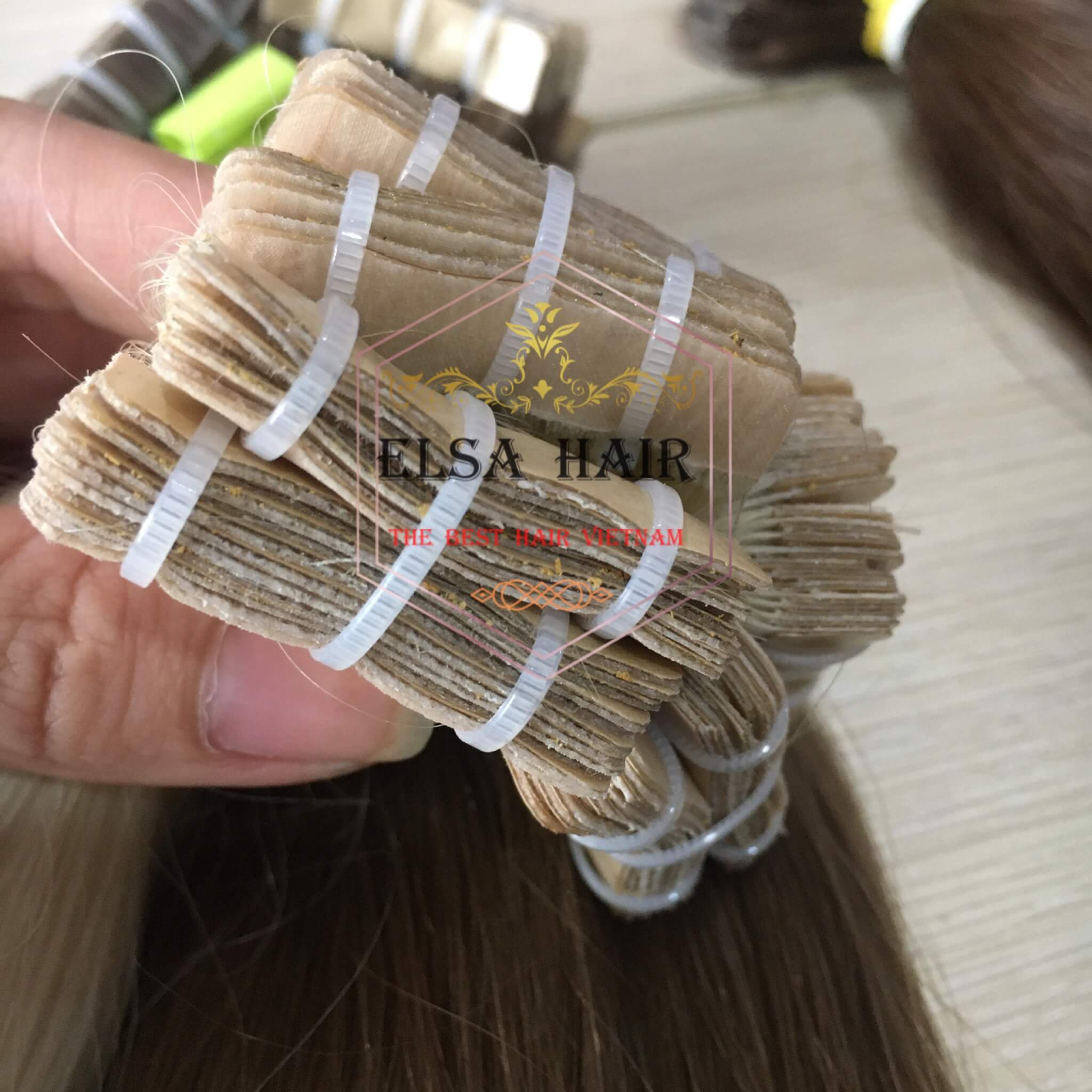 Which Tape Extensions Look Is Perfect For You? 7