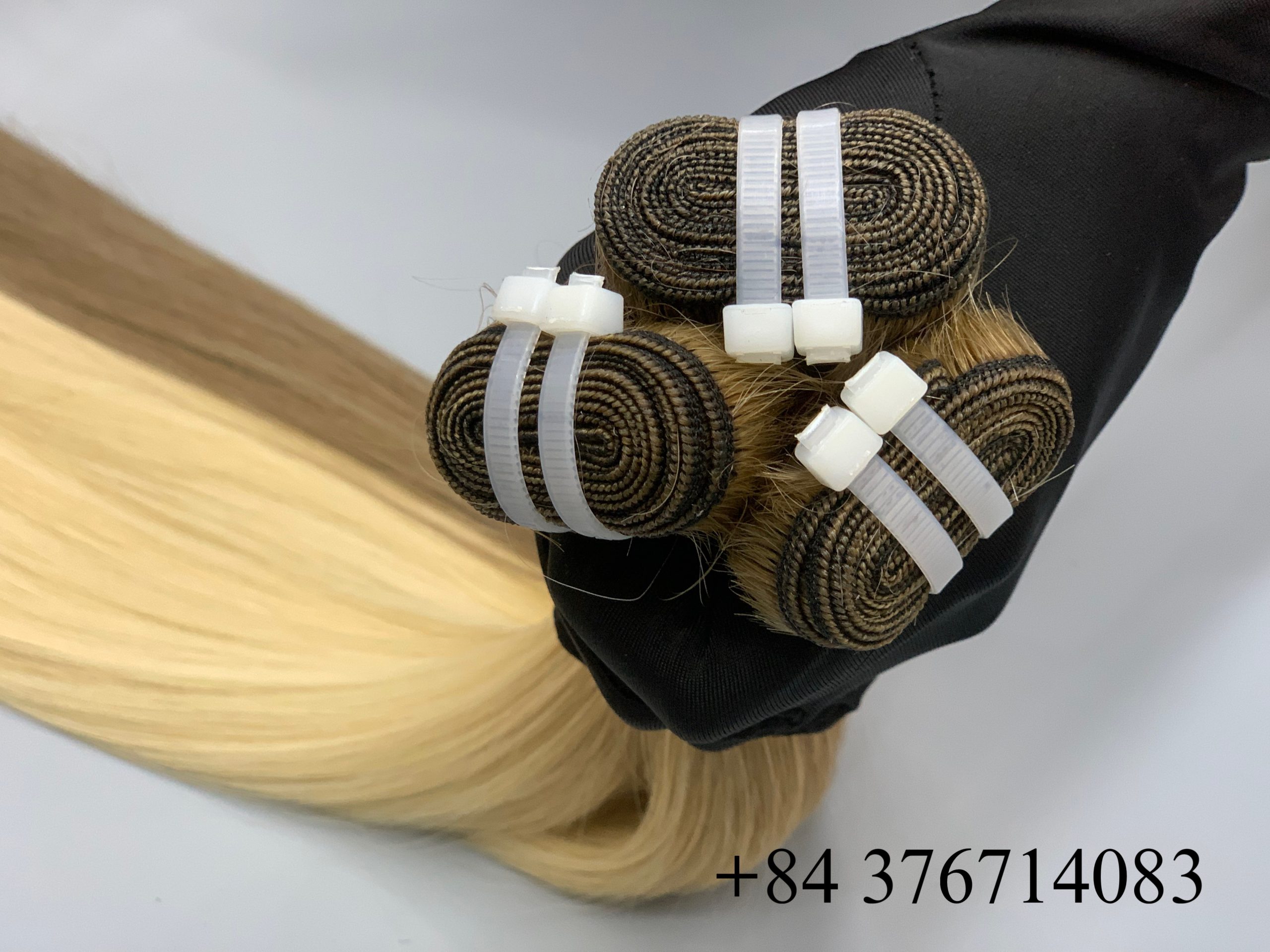 MACHINE WEFT HAIR EXTENSIONS 1 MACHINE WEFT HAIR EXTENSIONS