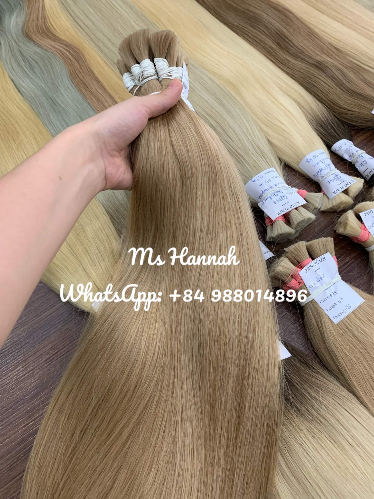 #18 With Super Tail Of Bulk Hair 1 #18 With Super Tail Of Bulk Hair